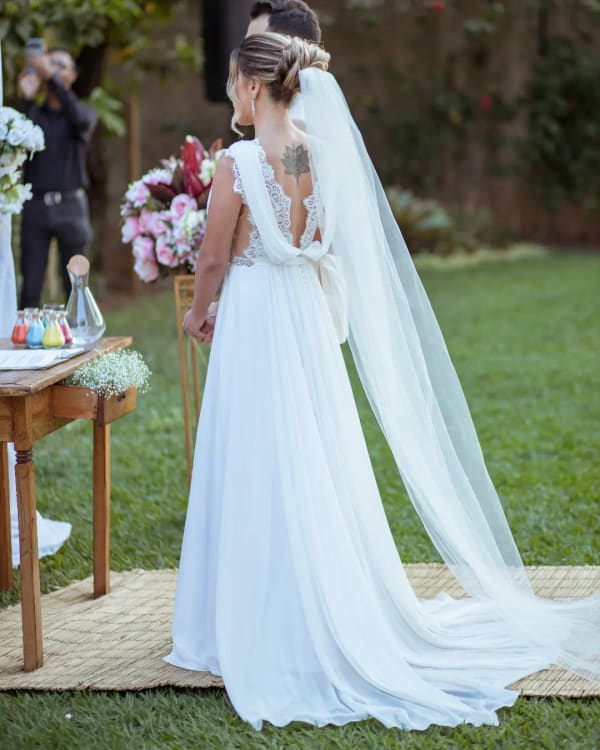 Vestido de noiva clássico sob medida — Estilista de Sonhos
